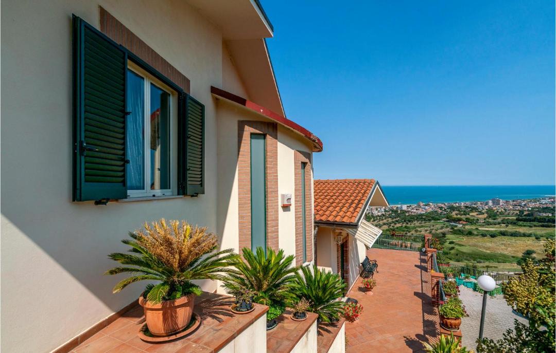 Photo of Patio Balcony in Roseto degli Abruzzi