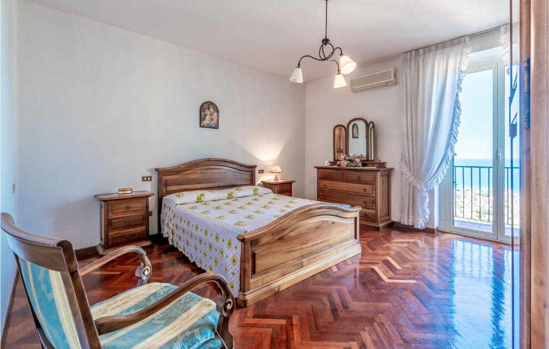 Photo of Bedroom in Roseto degli Abruzzi