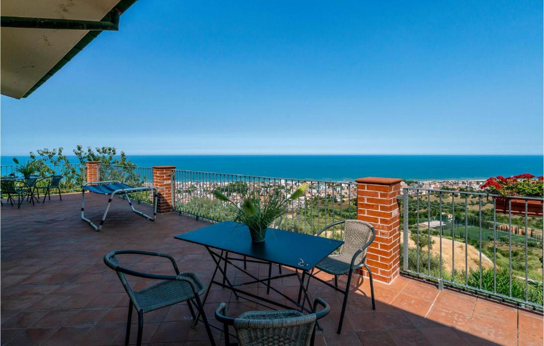 Photo of Patio Balcony in Roseto degli Abruzzi
