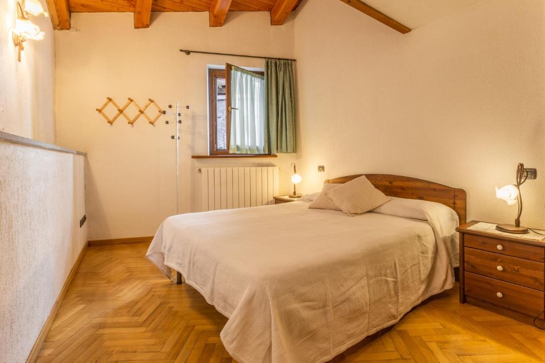 Photo of Bedroom in Dolonne