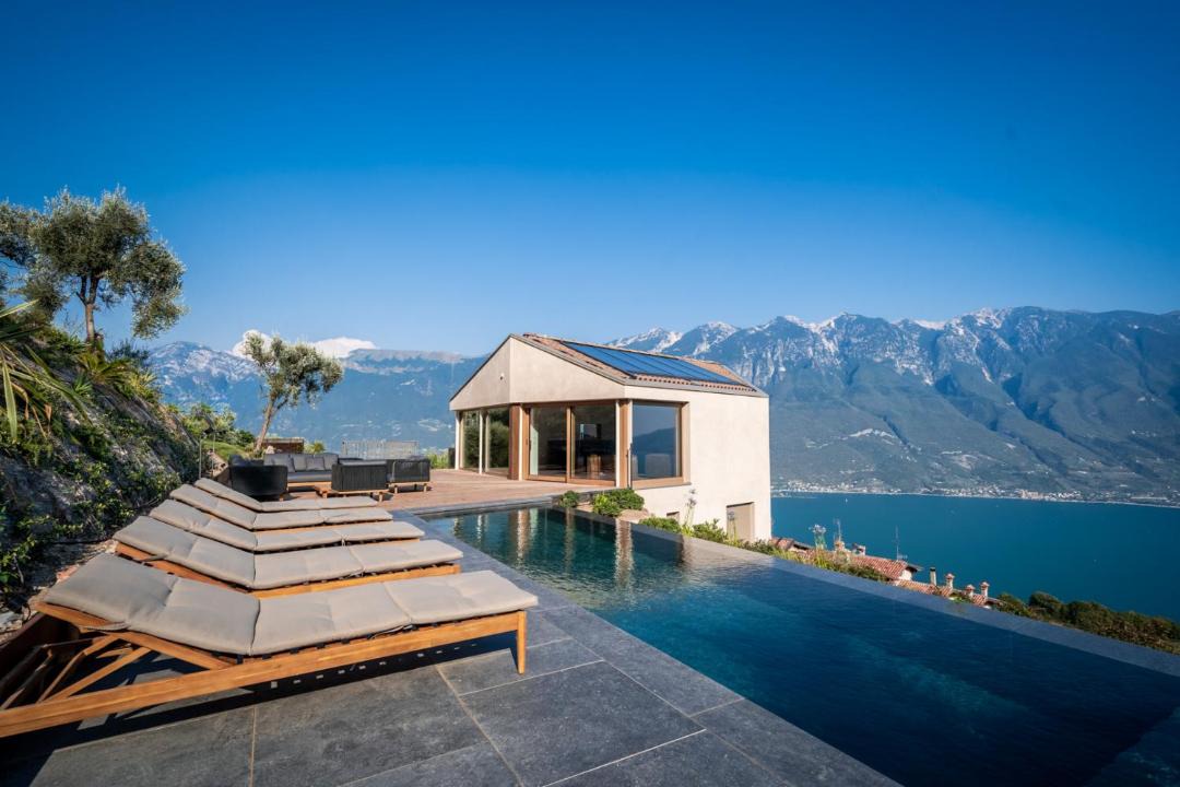 Photo of Outdoor in Arias