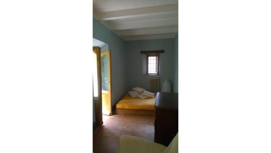 Photo of Bedroom in Parchiule