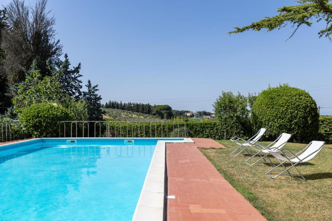 Photo of Others in Magliano