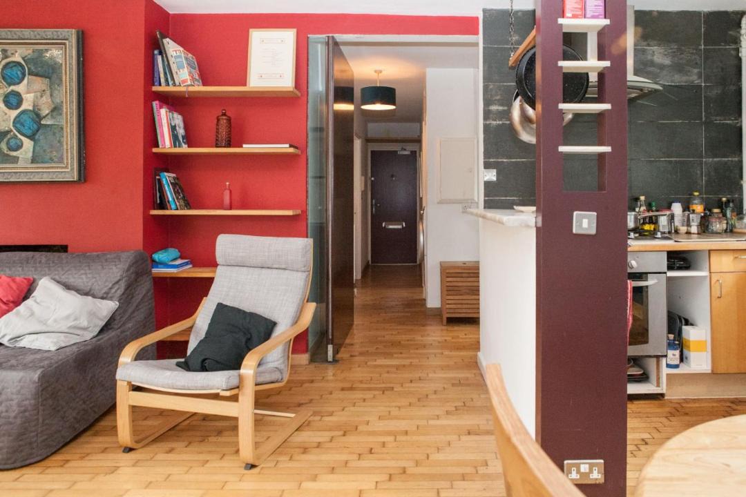Photo of Livingroom in Kennington
