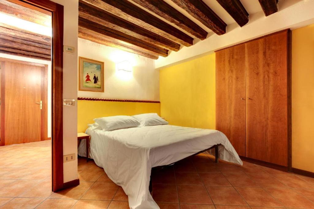 Photo of Bedroom in Castello