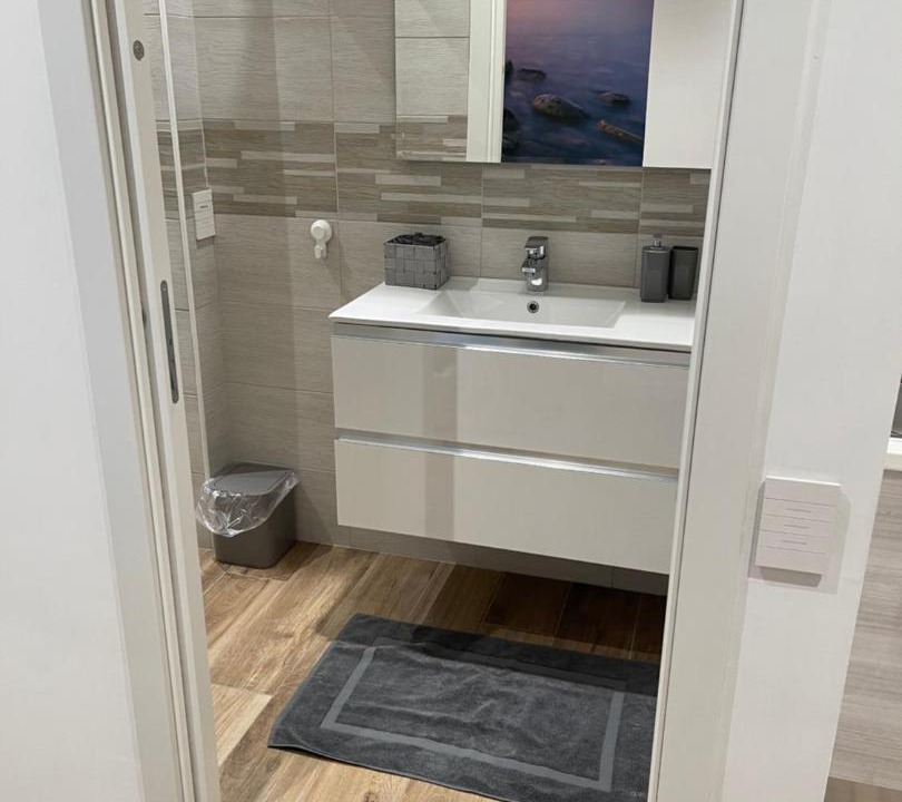 Photo of Bathroom in Melzo