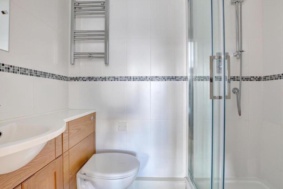 Photo of Bathroom in Polruan