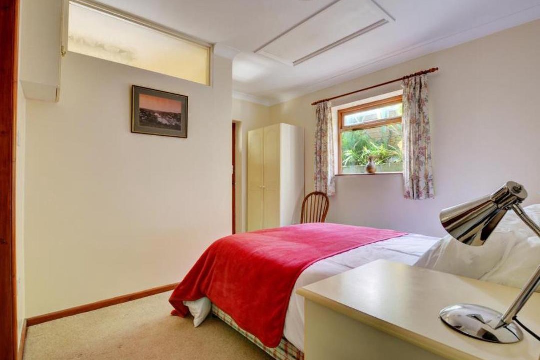 Photo of Bedroom in Looe