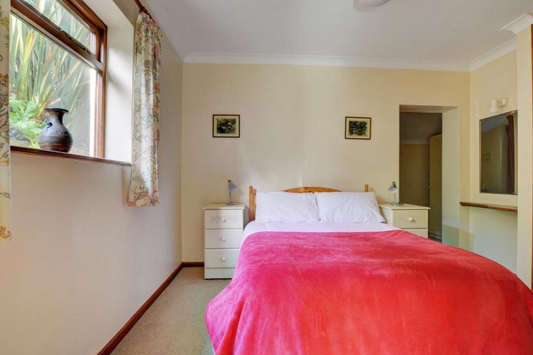 Photo of Bedroom in Looe