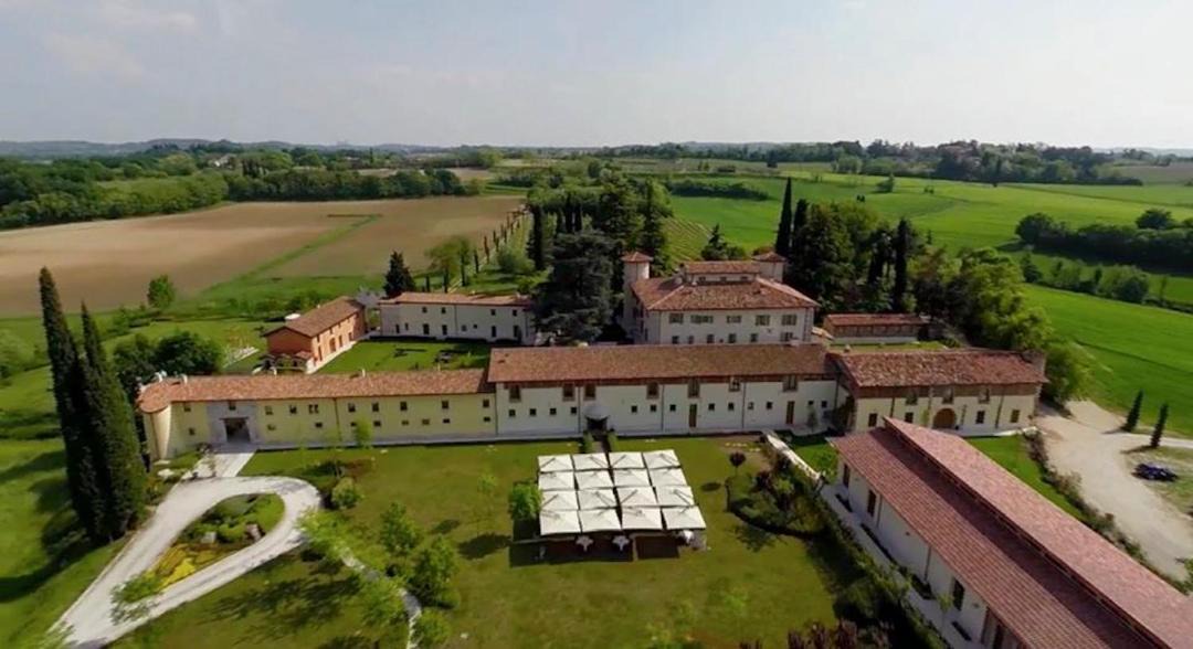 Photo of Buildings in Ponti sul Mincio