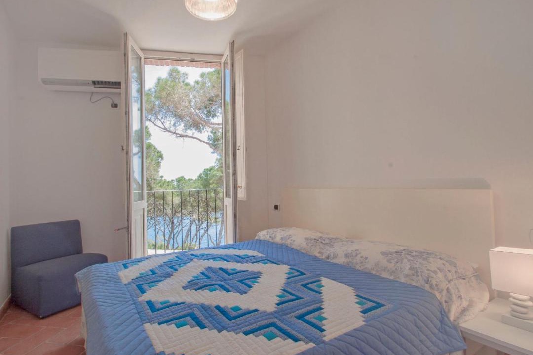 Photo of Bedroom in Capo D'arco