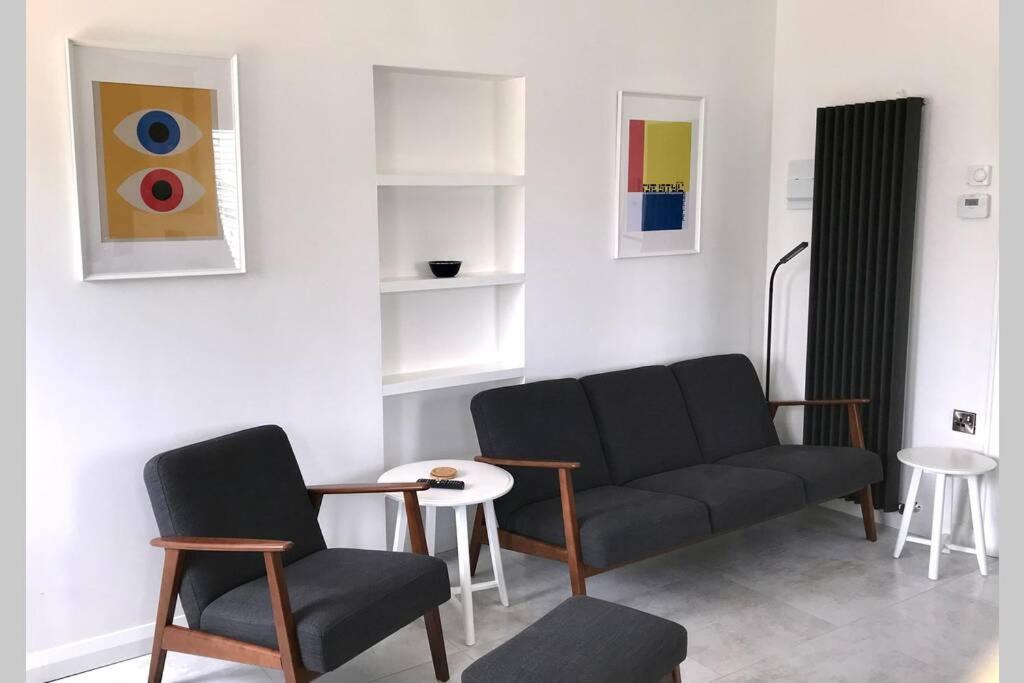 Photo of Livingroom in Omagh