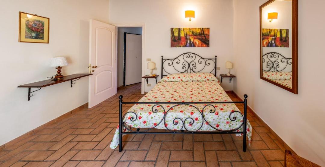 Photo of Bedroom in Tuoro sul Trasimeno