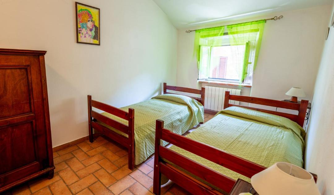 Photo of Bedroom in Tuoro sul Trasimeno