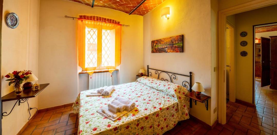 Photo of Bedroom in Tuoro sul Trasimeno