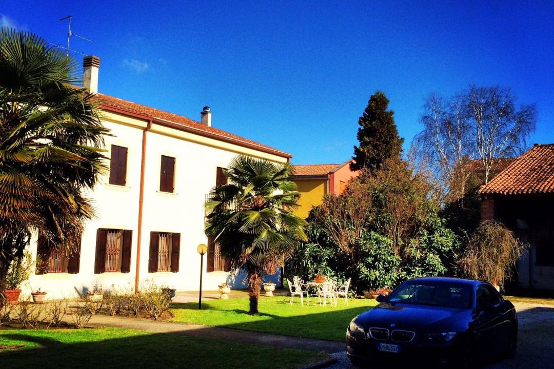 Photo of Buildings in Isola della Scala