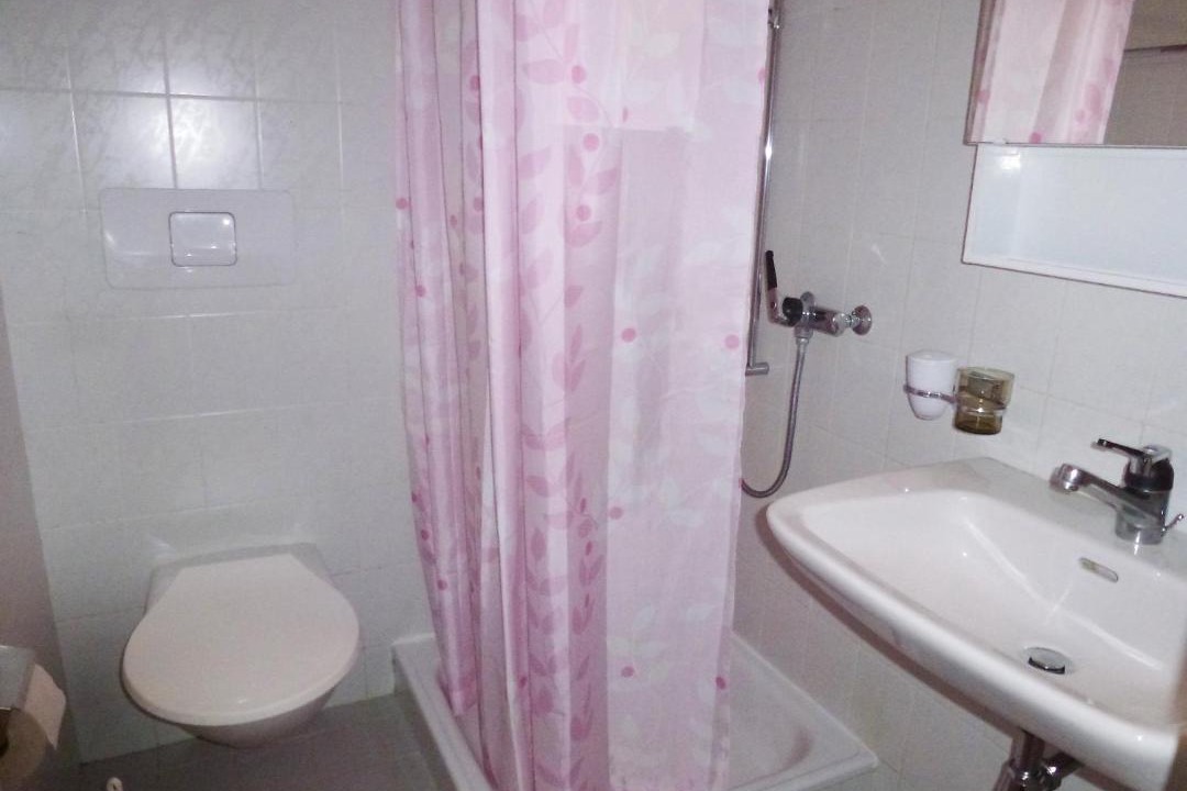 Photo of Bathroom in Carona