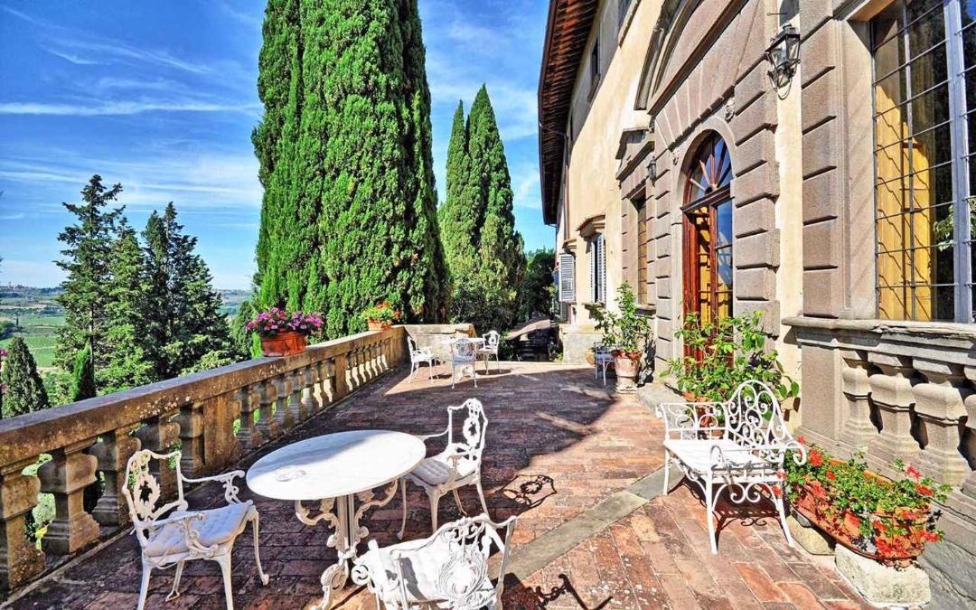 Photo of Patio Balcony in Montegufoni