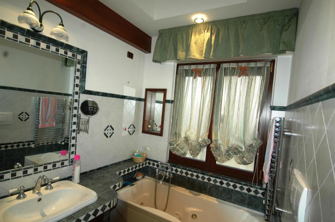 Photo of Bathroom in Zona XIX Casal Morena