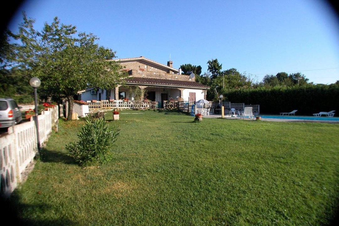 Photo of Buildings in Nepi