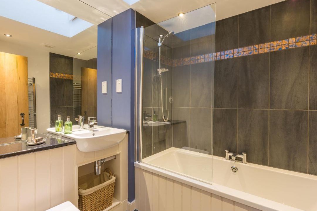 Photo of Bathroom in Balerno