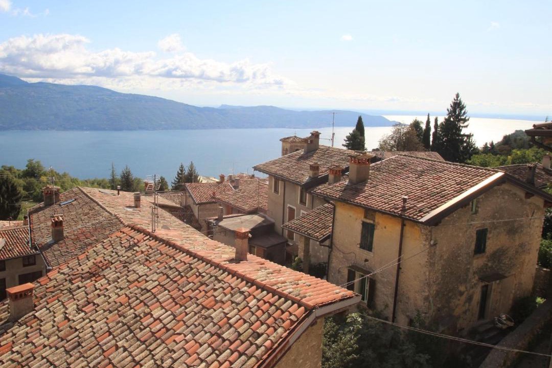 Photo of Buildings in Liano-Formaga