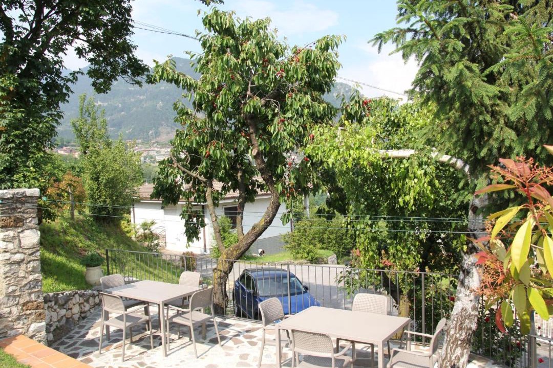 Photo of Others in Voiandes