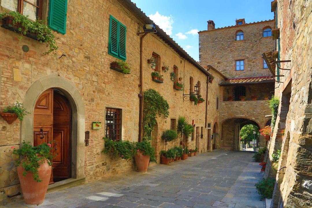 Photo of Others in San Donato in Poggio