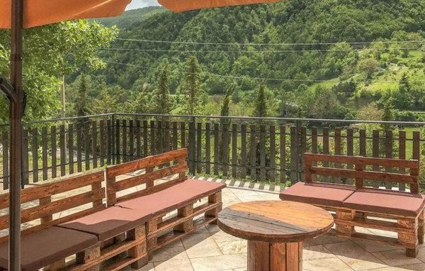 Photo of Patio Balcony in Apecchio