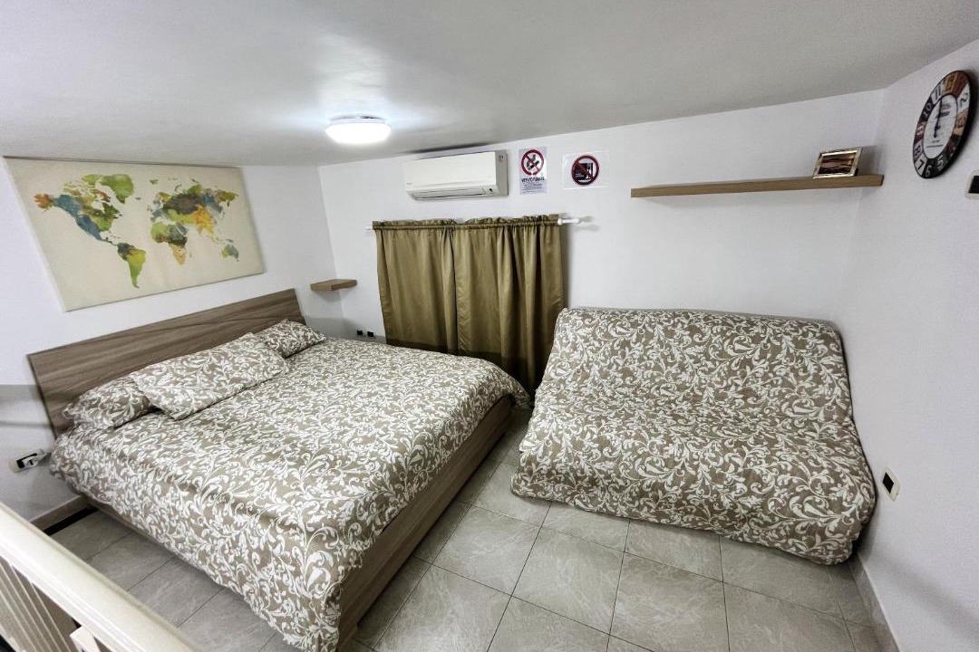 Photo of Bedroom in Naples City Centre