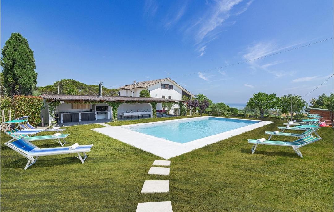 Photo of Outdoor in San Costanzo