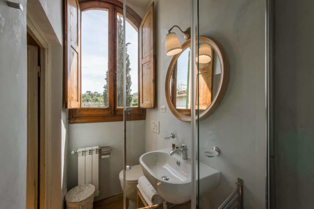 Photo of Bathroom in Oltrarno