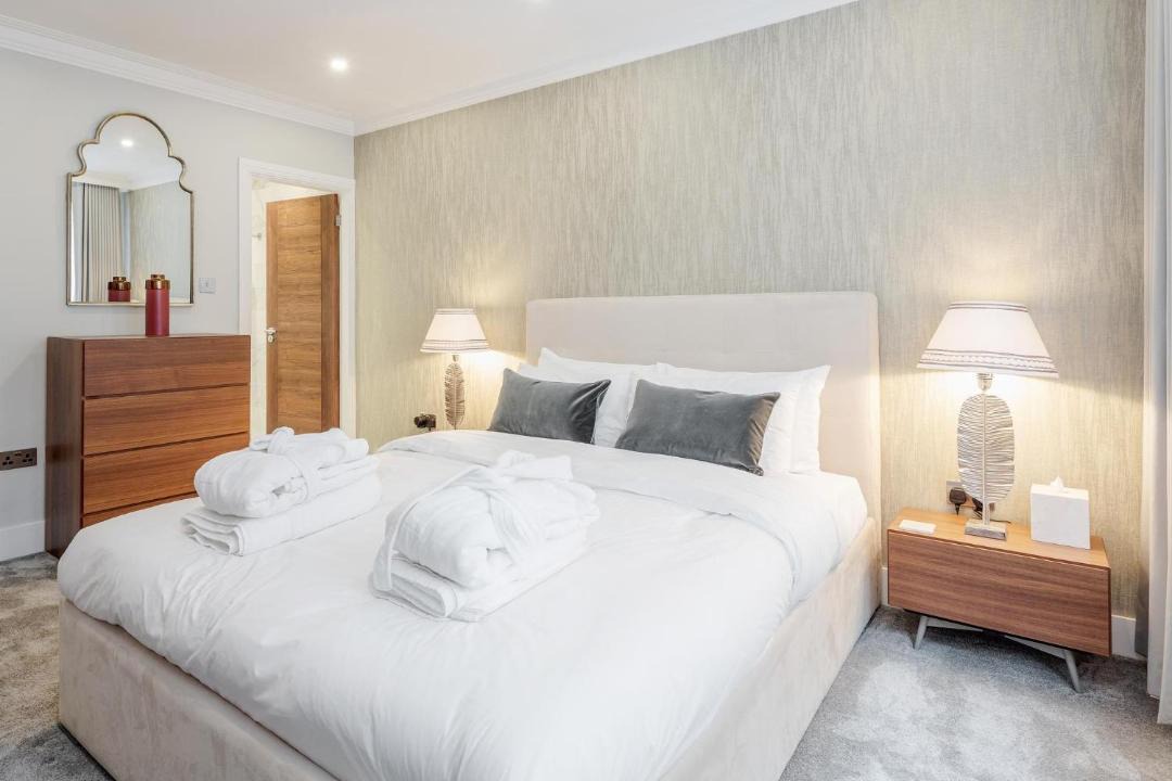 Photo of Bedroom in Mayfair