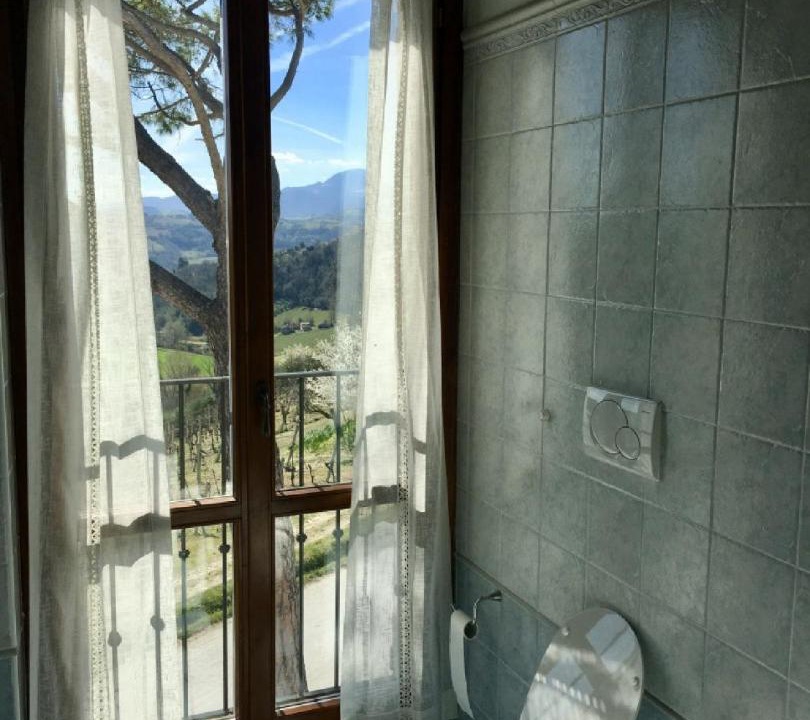 Photo of Bathroom in Castelplanio
