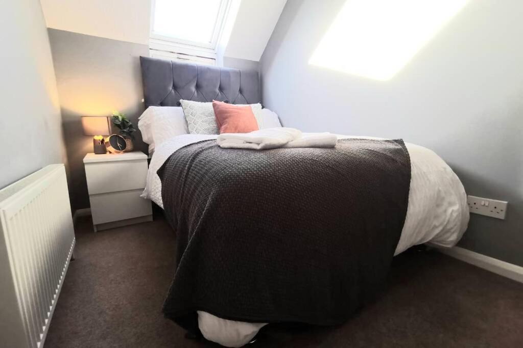 Photo of Bedroom in Little Stoke