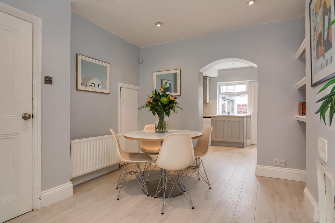 Photo of Livingroom in Queens Quarter