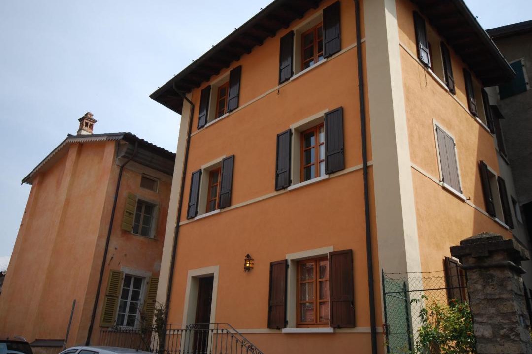 Photo of Buildings in Gargnano