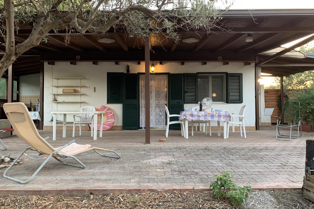 Photo of Buildings in Campofelice di Roccella