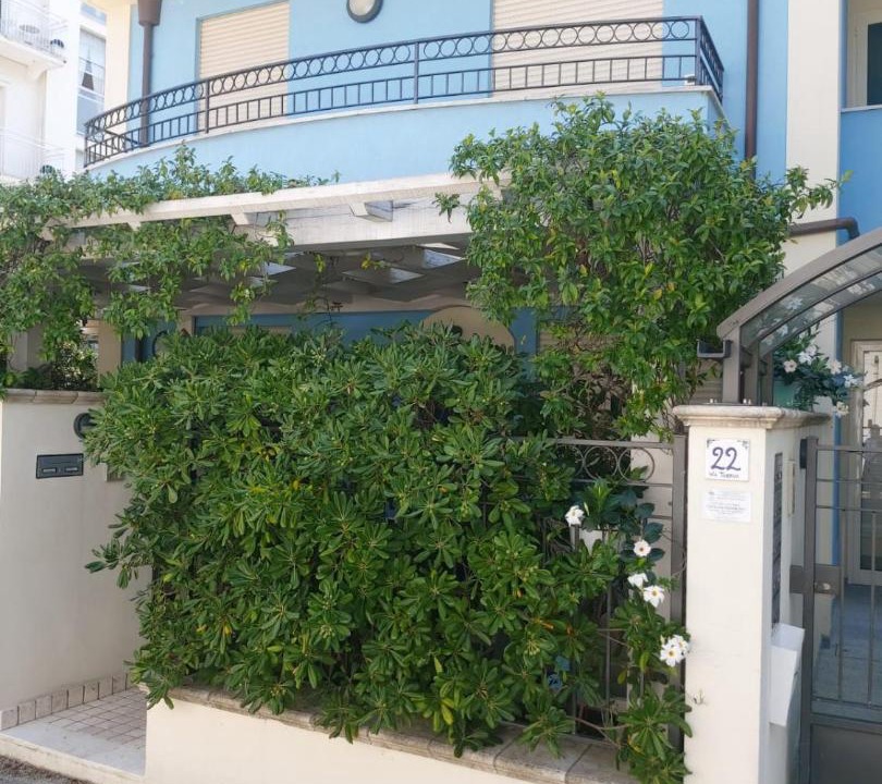 Photo of Buildings in Marina Centro