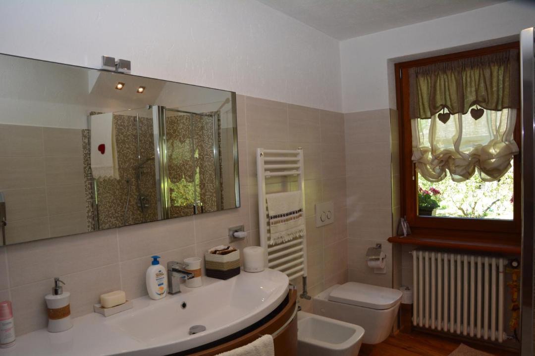 Photo of Bathroom in Aymavilles