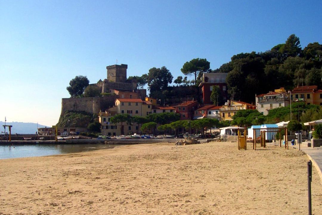 Photo of Buildings in San Terenzo