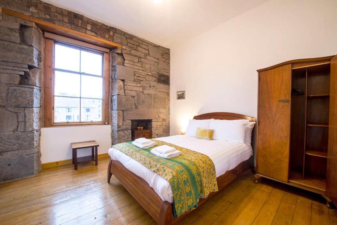 Photo of Bedroom in Newington