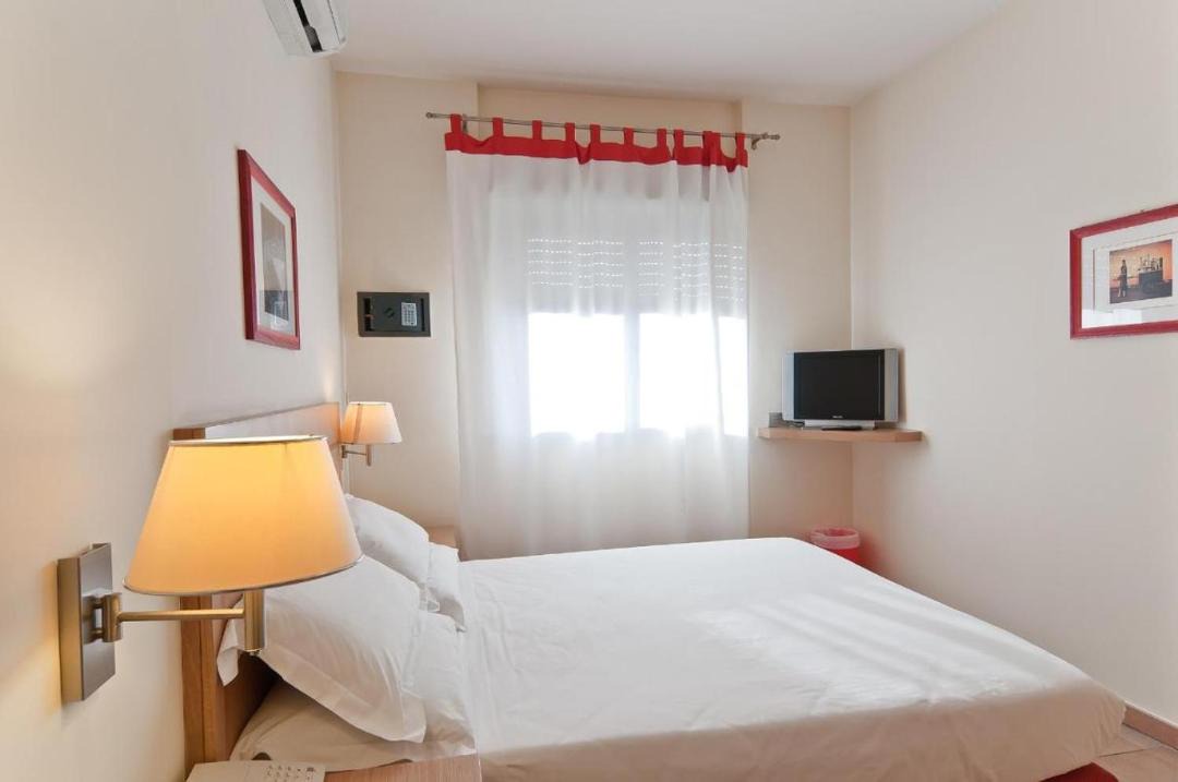 Photo of Bedroom in Zona XXX Castel Fusano