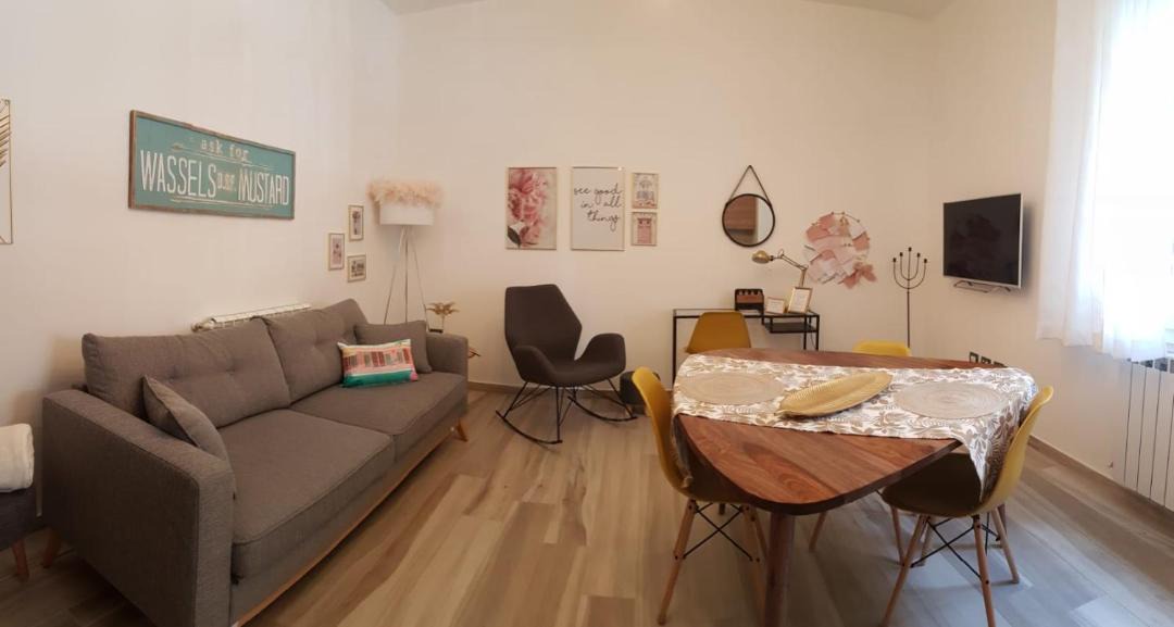 Photo of Livingroom in Savena