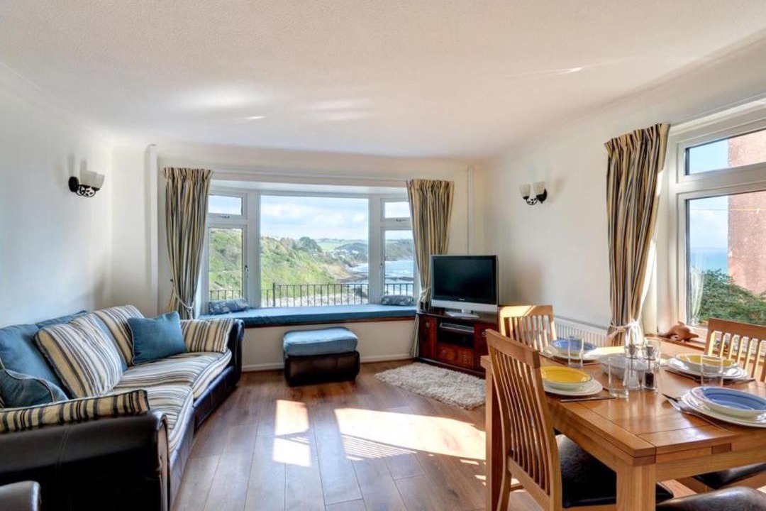 Photo of Livingroom in West Looe