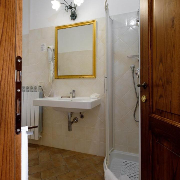 Photo of Bathroom in Saturnia