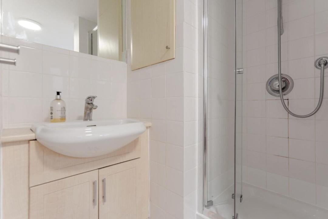 Photo of Bathroom in Elephant and Castle