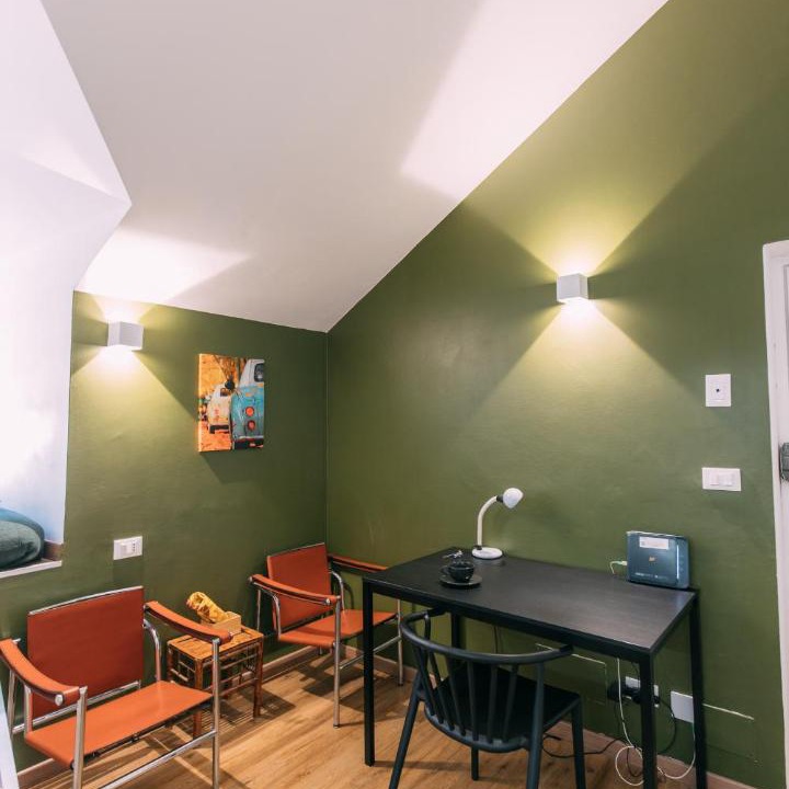 Photo of Livingroom in Roman Quarter