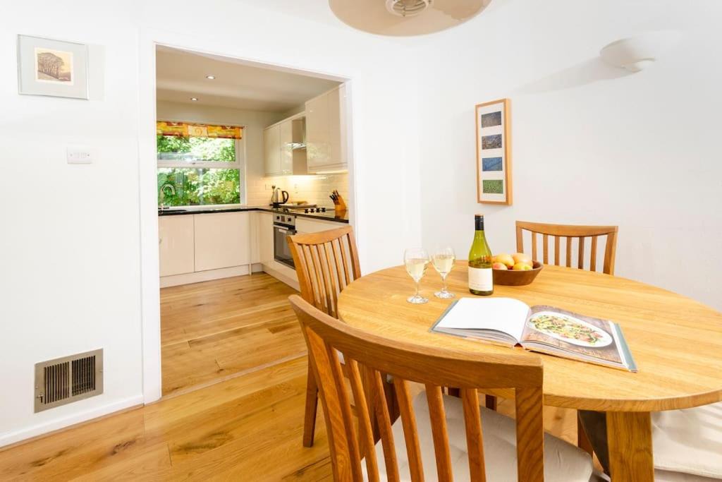 Photo of Kitchen in Chapel Stile