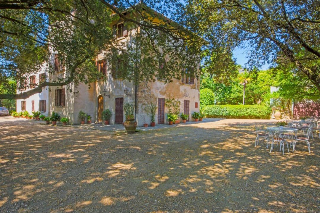 Photo of Buildings in Le Piazze